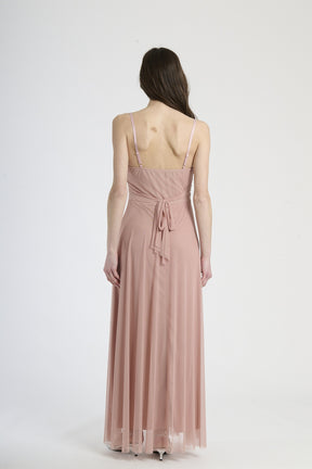 Abito rosa antico fluido, taglio elegante, per cerimonie