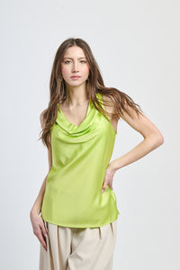 Canotta verde mela per uno stile estivo fresco