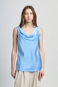 Canotta azzurra per uno stile marine