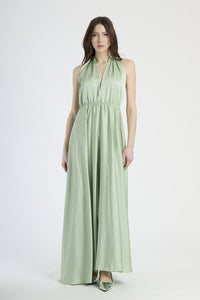 Abito maxi color salvia, design fluido con coulisse al fianco