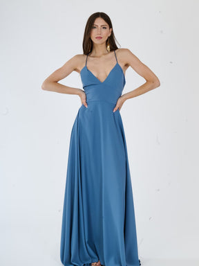 Abito “Delfina” – Vestito Lungo Elegante in Poliestere con Spalline Sottili e Schiena Allacciata