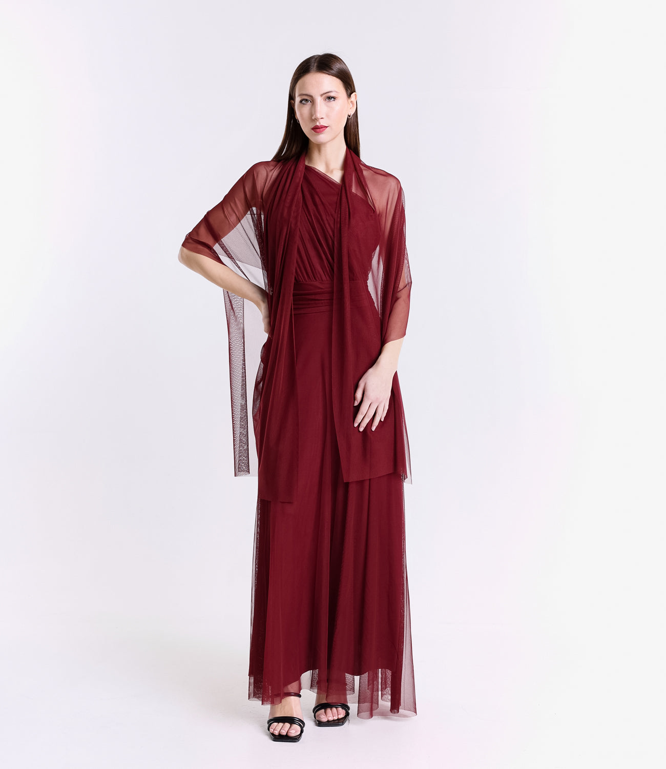 Vestito formale vino, design monospalla con dettagli plissé e apertura leggera