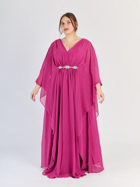 Abito fluido Magneta, fascia decorativa al vita, silhouette avvolgente