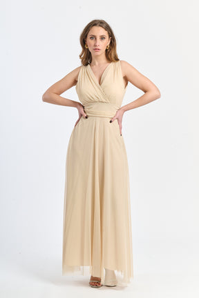 Abito lungo beige in pizzo,soft e accogliente