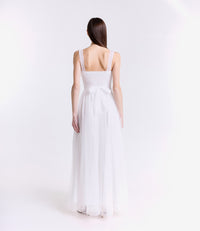 Abito bianco con scollo a V, perfetto per il bridal party e cerimonie