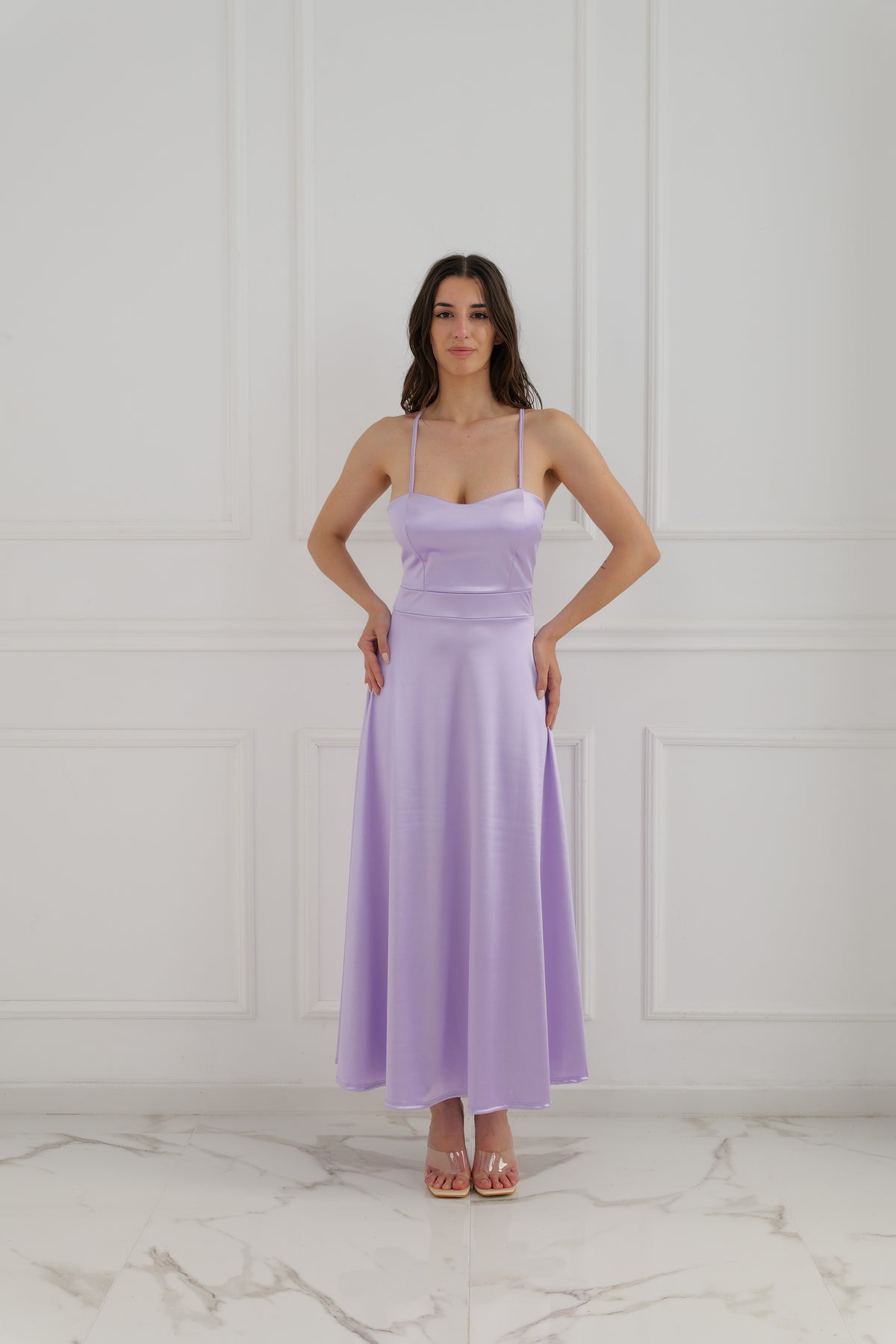 Vestito lungo in raso con schiena scoperta Eva